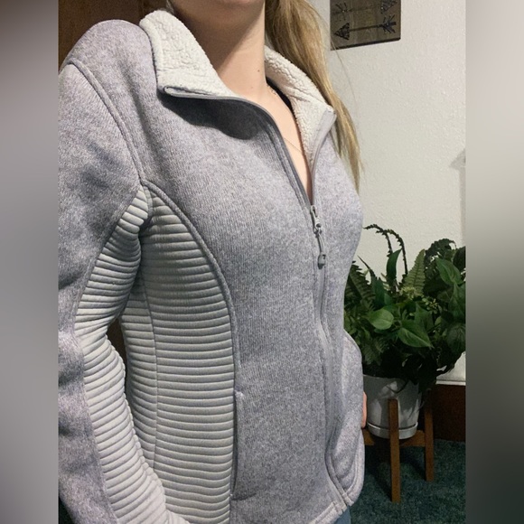 Time and Tru polyester grey jacket - Picture 1 of 5